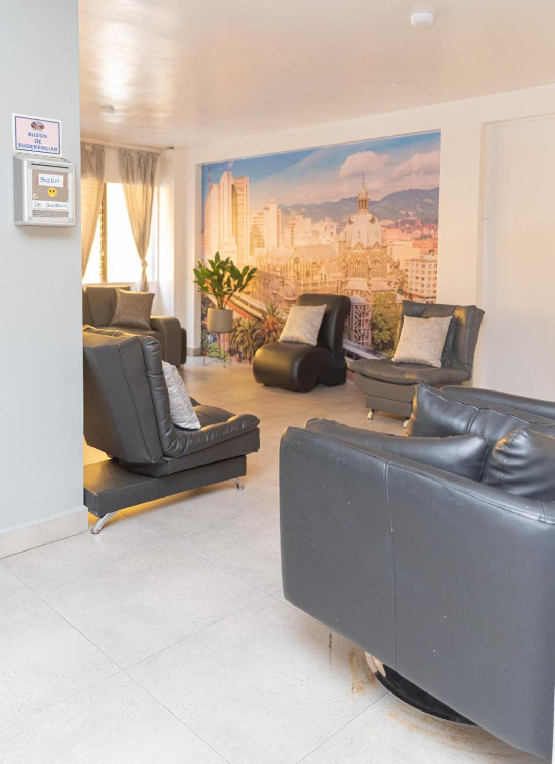 מדיין Hotel Alcazar מראה חיצוני תמונה